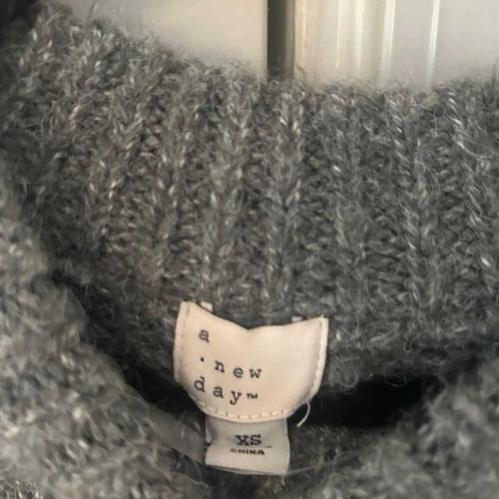 A-new-day Women's Grey Jumper - Picture 3 of 4
